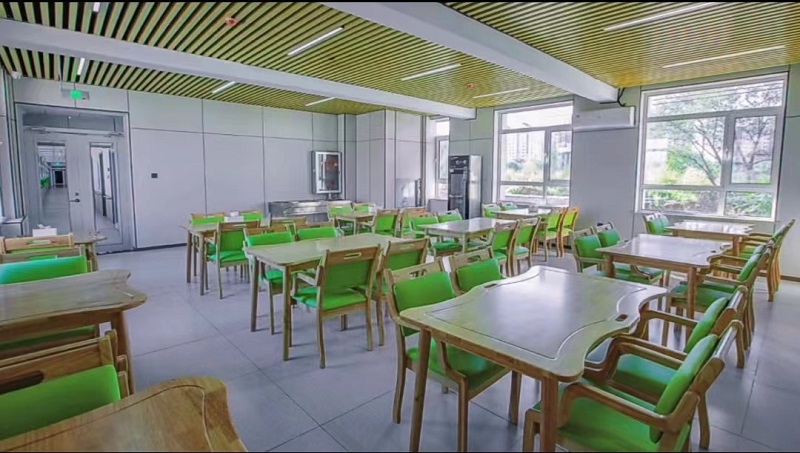 1701309549163691.jpg 餐廳.jpg